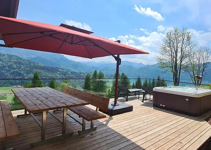 Ruhige Bergvilla In Alleinlage Am Mondsee Mit Seeblick Bergblick Und Whirlpool